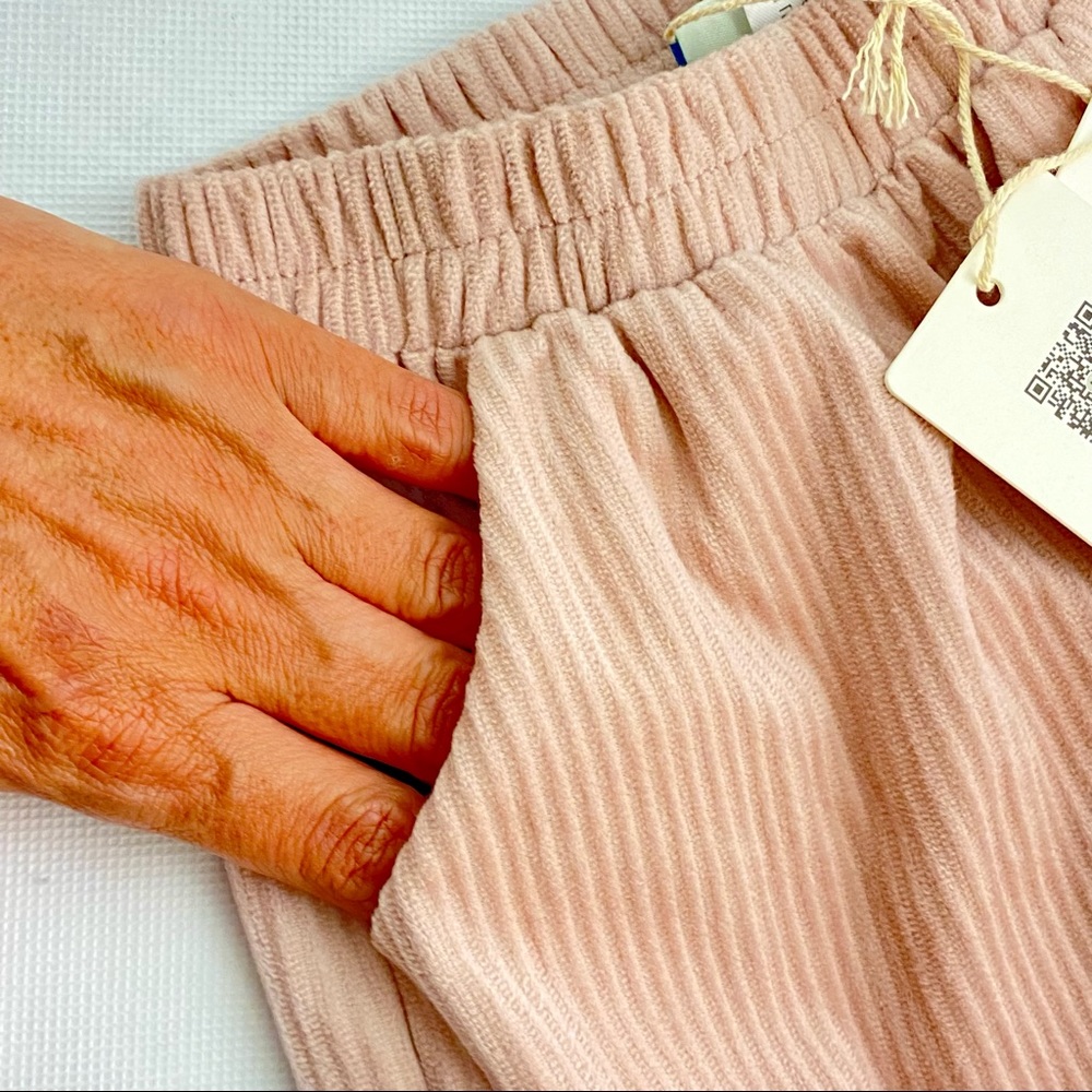 Xizi Kids NWT Soft Pale Pink Lined Corduroy Pants with Pom-pom Ties - Picture 10 of 15